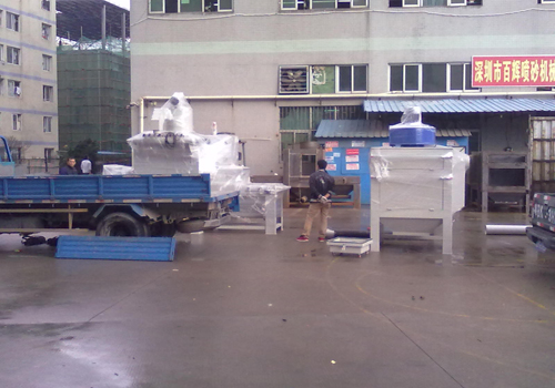 深圳百輝自動噴砂機